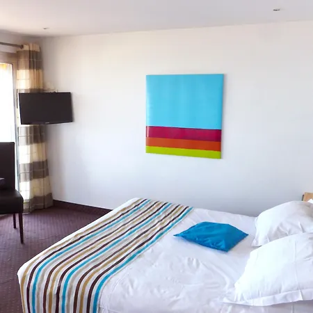 Cit'hotel Tiercé Hotel 3*
