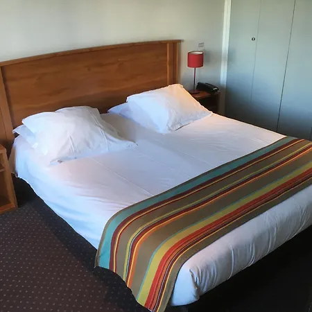 Cit'hotel Tiercé Hotel 3*