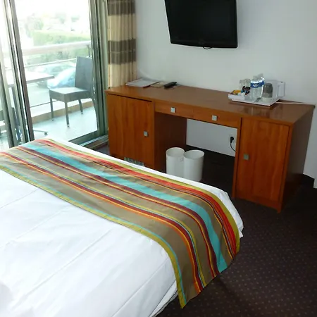 Hotel Cit'hotel Tiercé 3*