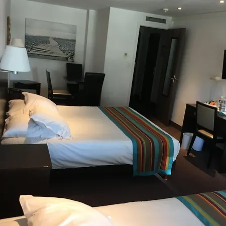 Cit'hotel Tiercé Hotel 3*